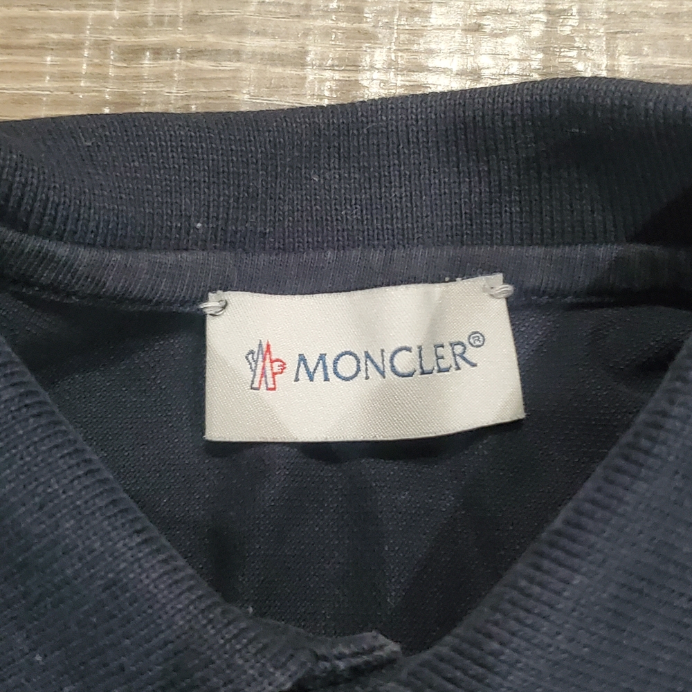 Moncler Polo Shirt Size 4 Dark Blue Kids Polo with Red Trim - Picture 2 of 4